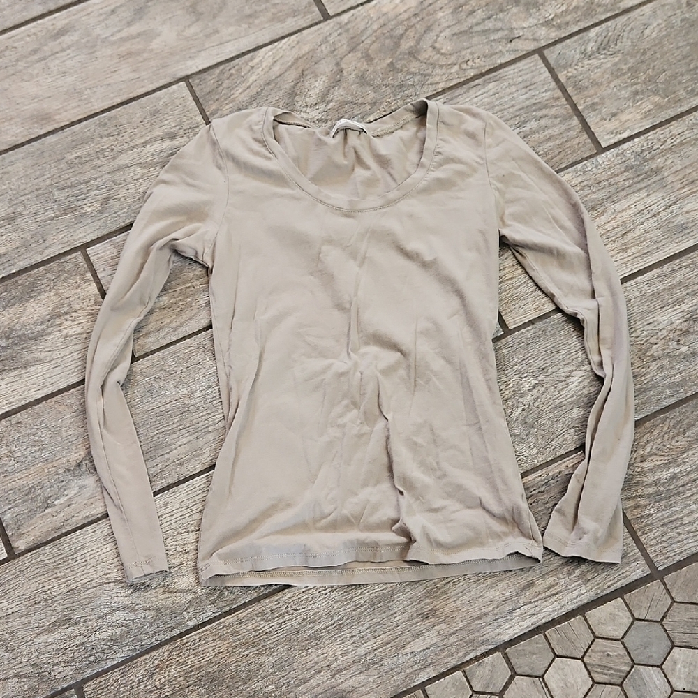 Active Basic Kahki Long Sleeve Tee Size Medium